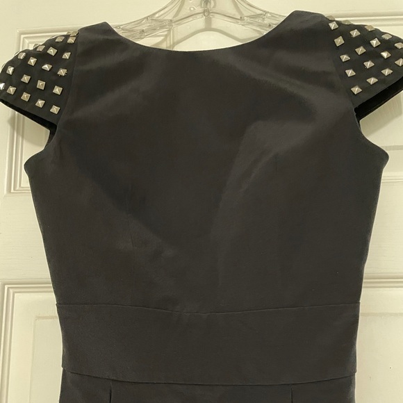 Naven 💯% silk party dress with studded shoulders - Picture 5 of 15